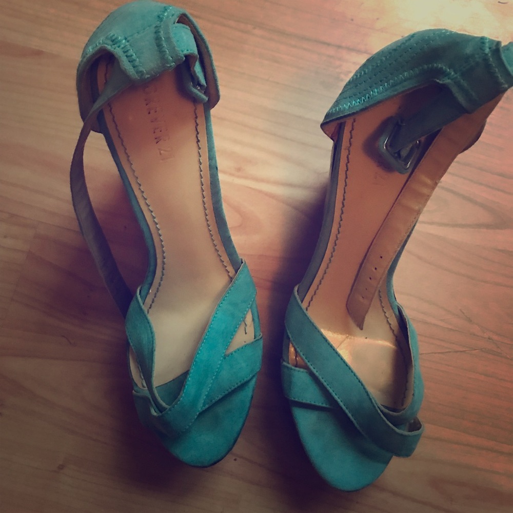 Turquoise wedges